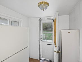 10 West Street, Middle Island NY 11953