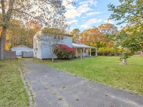 10 West Street, Middle Island NY 11953