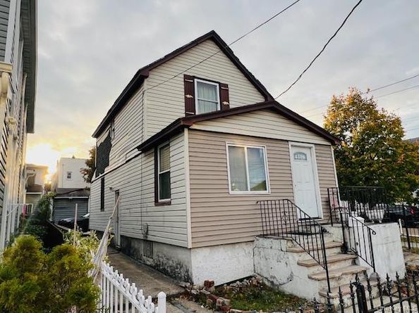 110-04 164th Street, Jamaica NY 11433