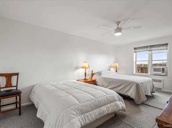 16201 Powells Cove Boulevard 6K, Beechhurst NY 11357