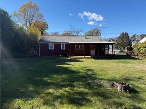 1663 N Thompson Drive, Bay Shore NY 11706