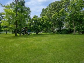 342 Woodbury Road, Cold Spring Harbor NY 11724