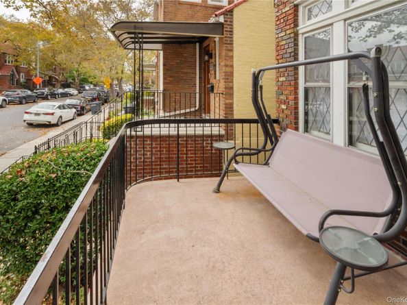 1527 E 29th Street, Brooklyn NY 11229