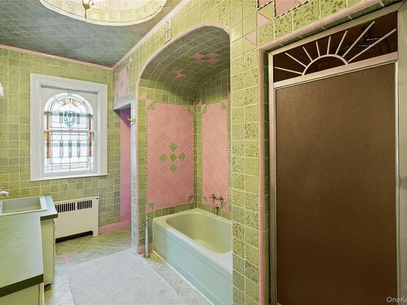 1527 E 29th Street, Brooklyn NY 11229