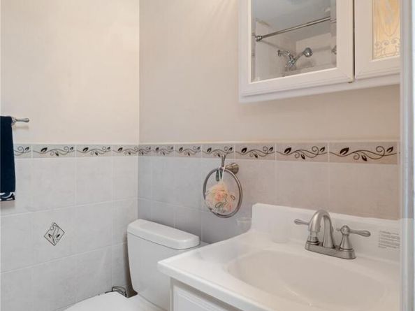 1527 E 29th Street, Brooklyn NY 11229