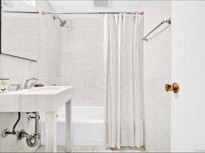 3044 29th Street 6D, Astoria NY 11102