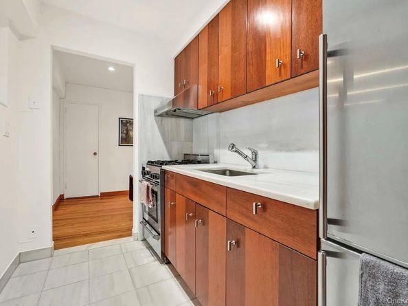 3044 29th Street 6D, Astoria NY 11102