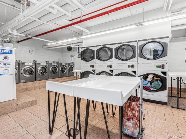 1966 Newbold Avenue 408, Bronx NY 10472