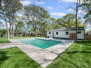 10 Shinnecock Lane, Hampton Bays NY 11946