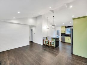 10 Shinnecock Lane, Hampton Bays NY 11946
