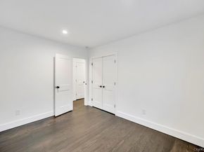 10 Shinnecock Lane, Hampton Bays NY 11946