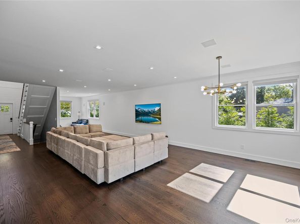 128 Priscilla Avenue, Flanders NY 11901