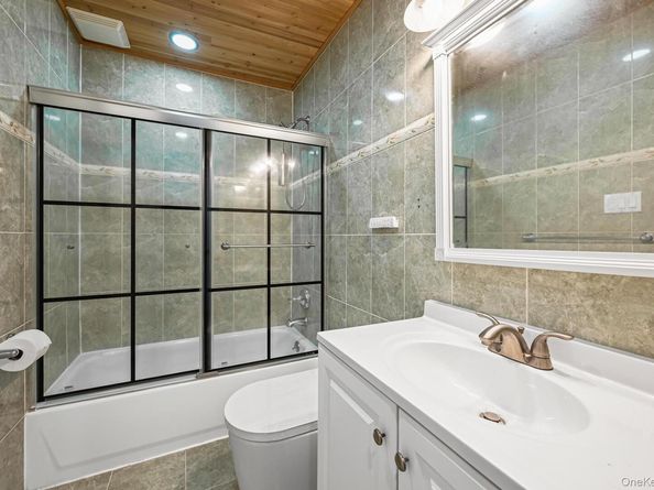 47 Yuma Lane, East Islip NY 11730