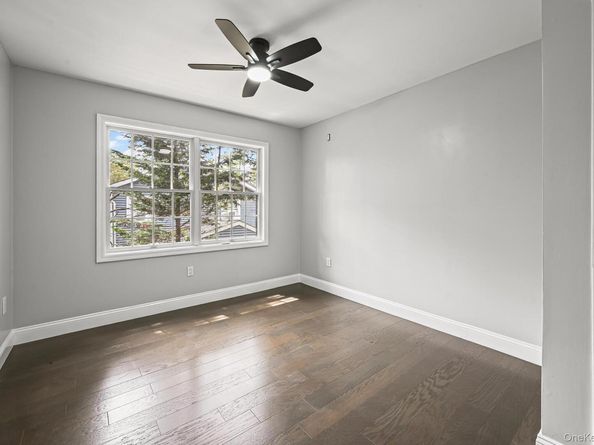 47 Yuma Lane, East Islip NY 11730