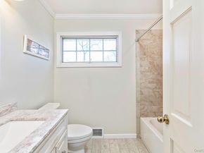 14 Whiting Road, East Quogue NY 11942