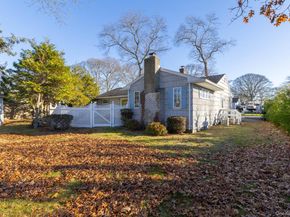 14 Whiting Road, East Quogue NY 11942