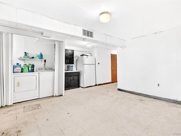 1304 Hobart Avenue, Bronx NY 10461