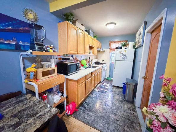 18-43 119th Street, Flushing NY 11356