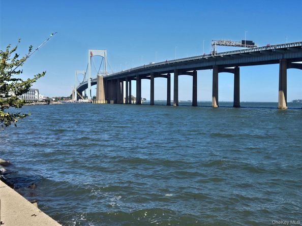 10-33 Burton Street, Beechhurst NY 11357