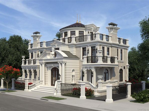 10-33 Burton Street, Beechhurst NY 11357