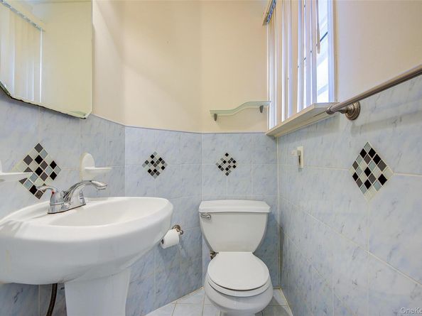 89-57 218 Street, Queens Village NY 11428