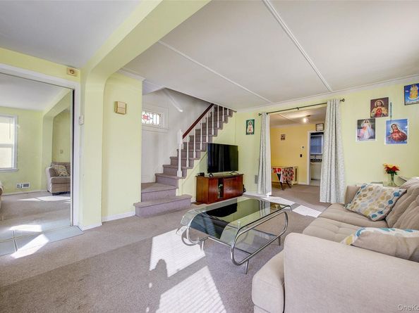 89-57 218 Street, Queens Village NY 11428