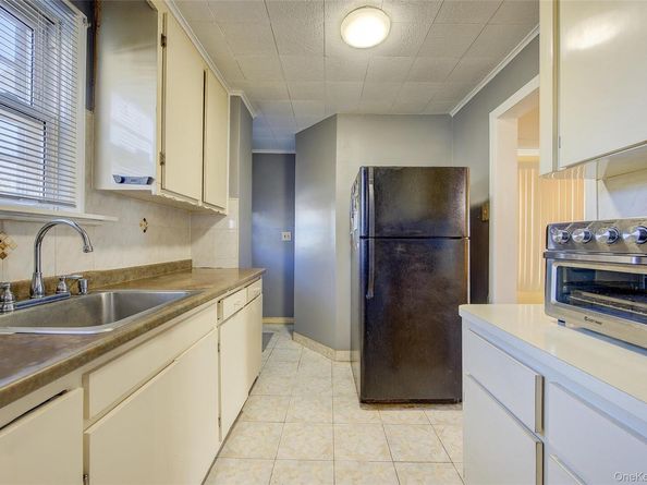 89-57 218 Street, Queens Village NY 11428