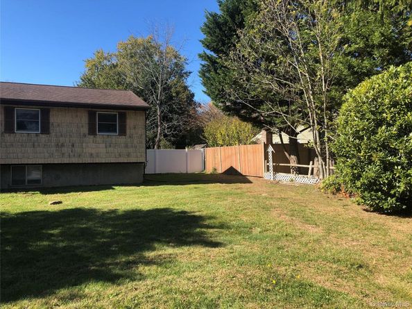 44 Nadine Lane, Port Jefferson Station NY 11776