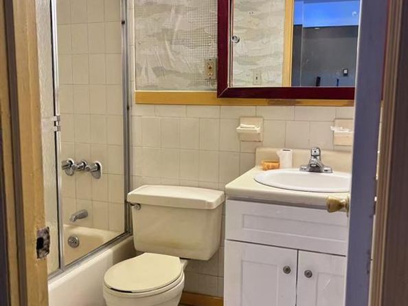 37-30 103 Street 2B, Corona NY 11368