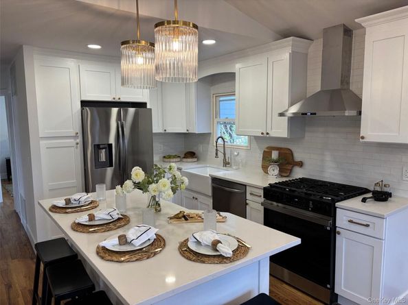 209 Loop Drive, Sayville NY 11782