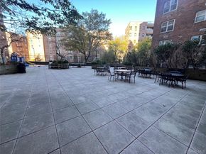 70-20 108th Street 2K, Forest Hills NY 11375