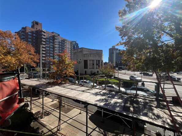 70-20 108th Street 2K, Forest Hills NY 11375