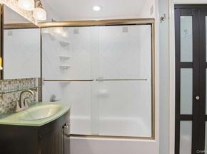 52 Brompton Road 52, Great Neck NY 11021