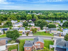 86 Silber Avenue, Bethpage NY 11714