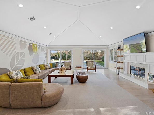 122 Beach Road, Westhampton Beach NY 11978