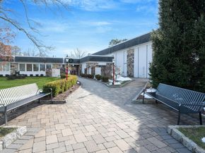 423 Woodbridge Drive B, Ridge NY 11961