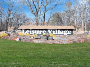 423 Woodbridge Drive B, Ridge NY 11961