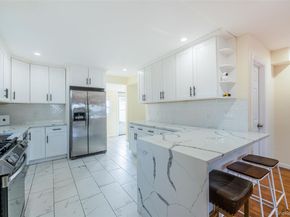 15424 13th Avenue, Beechhurst NY 11357