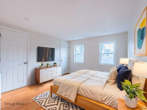 15424 13th Avenue, Beechhurst NY 11357