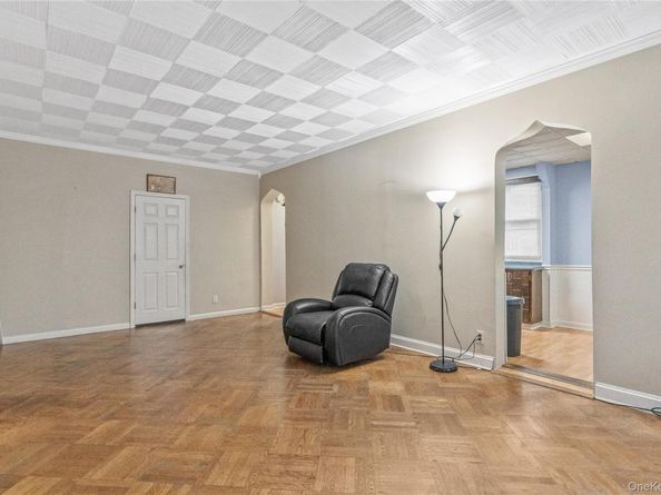 240 N Fulton Avenue, Mount Vernon NY 10552