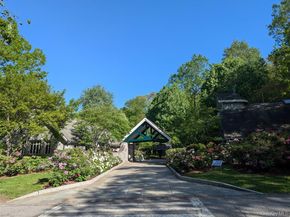 60 Foxwood Drive 2, Pleasantville NY 10570