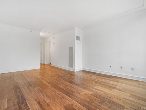 1 Renaissance Square 15E, White Plains NY 10601