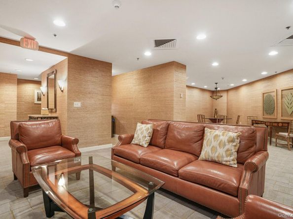 1 Renaissance Square 15E, White Plains NY 10601