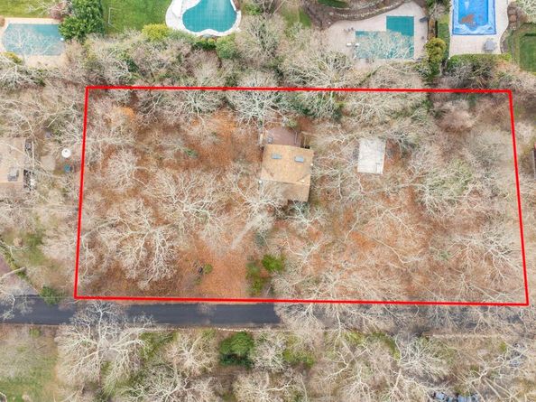 62 Birch Hill Road, Mount Sinai NY 11766