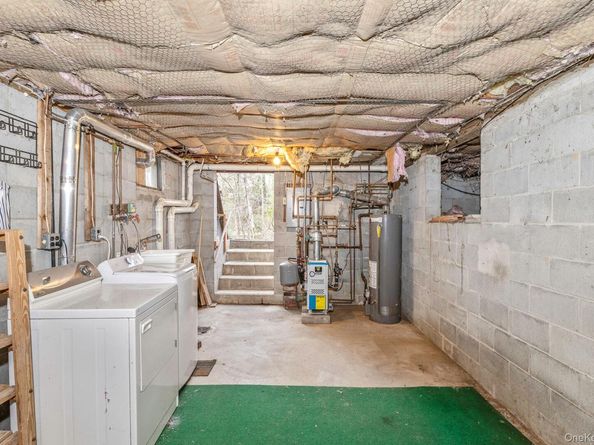 62 Birch Hill Road, Mount Sinai NY 11766