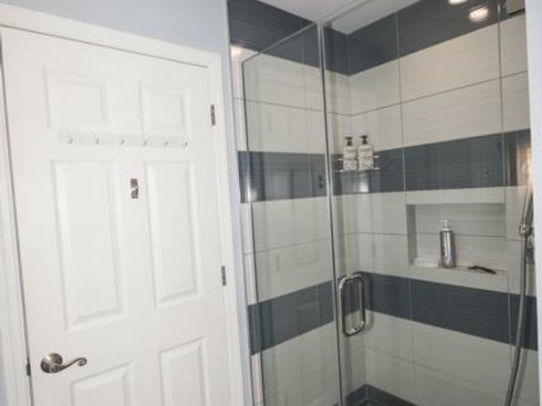 1661 # 519 Old Country rd 519, Riverhead NY 11901