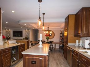 1661 # 519 Old Country rd 519, Riverhead NY 11901