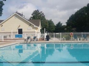 1661 # 519 Old Country rd 519, Riverhead NY 11901