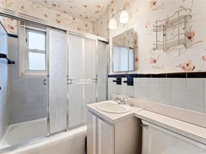 255-25 61st Avenue 3881, Little Neck NY 11362