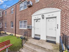 255-25 61st Avenue 3881, Little Neck NY 11362
